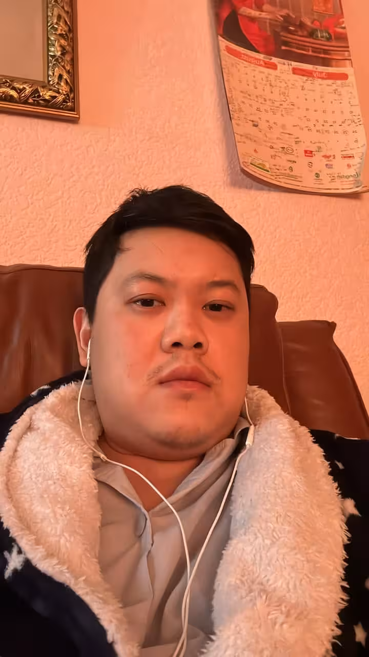 ellablink425